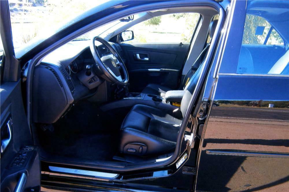 2004 CADILLAC CTS-V 4 DOOR SEDAN - Interior - 161387