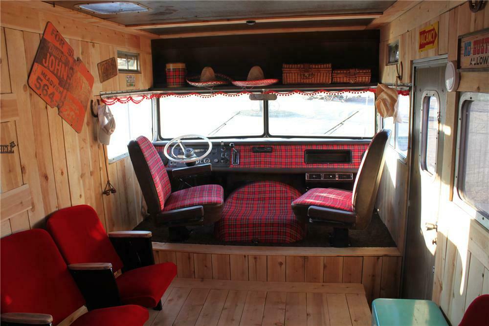 Winnebago Chieftain 1973