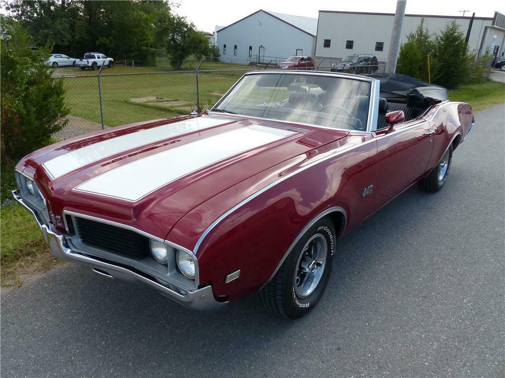 1969 OLDSMOBILE 442 CONVERTIBLE - Front 3/4 - 161587