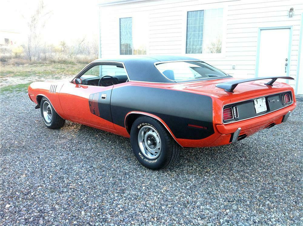 1971 PLYMOUTH CUDA 2 DOOR COUPE - Rear 3/4 - 161664