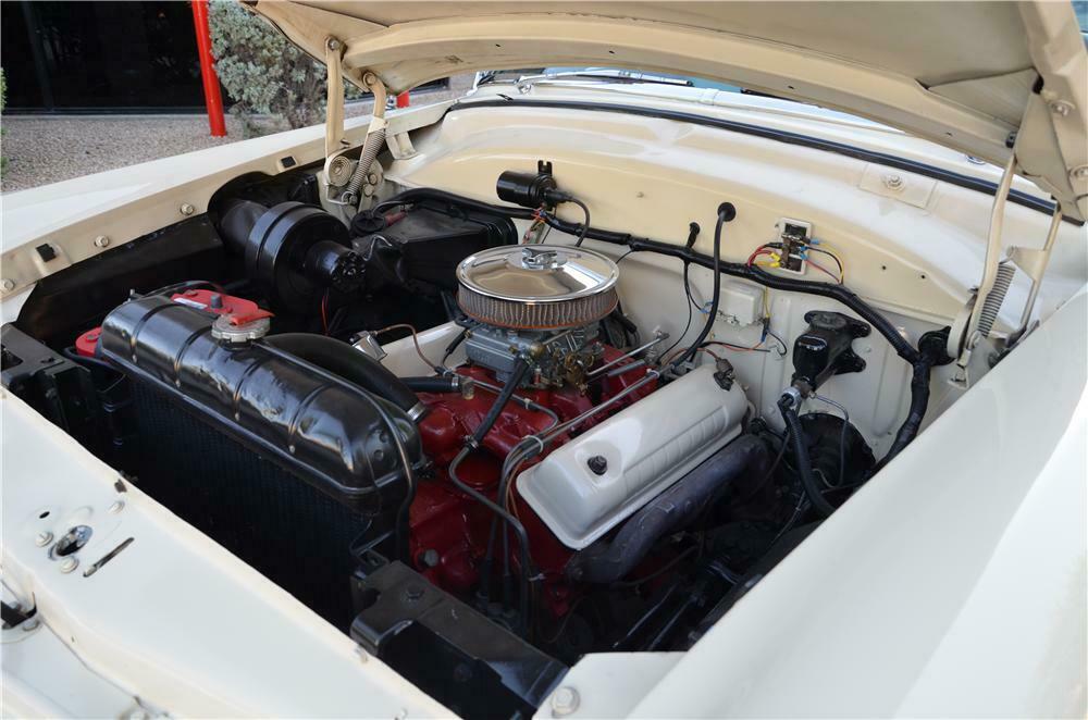 1954 FORD CRESTLINE SKYLINER 2 DOOR HARDTOP - Engine - 161686