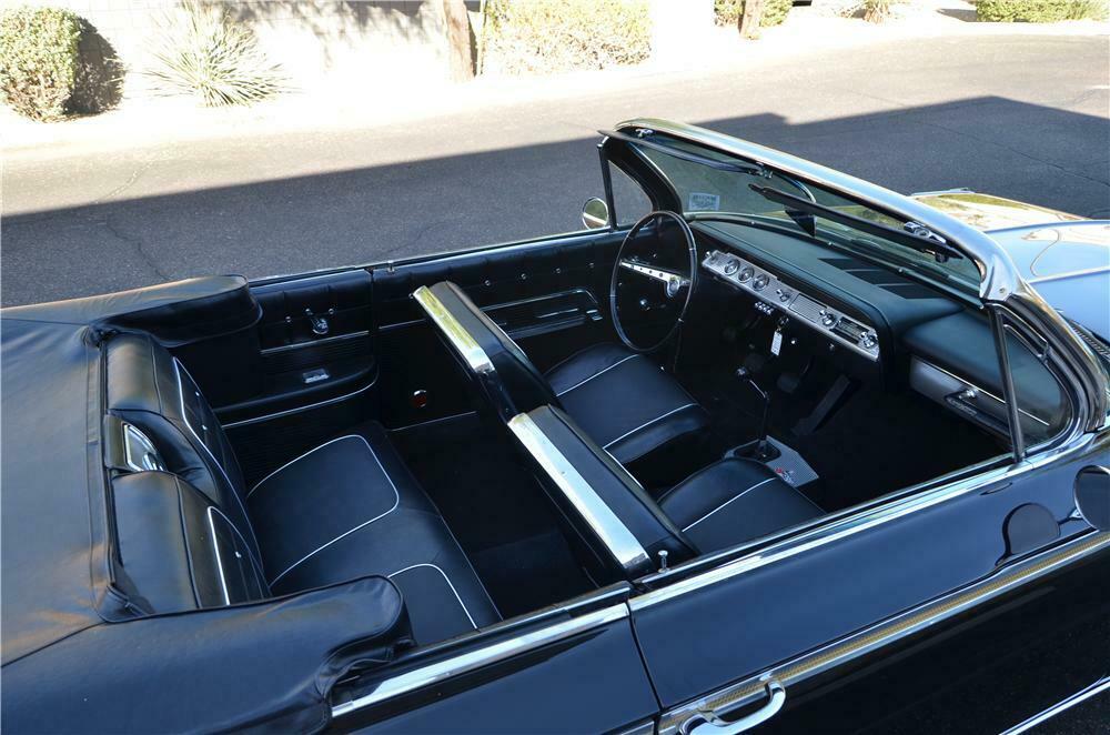 1962 CHEVROLET IMPALA CONVERTIBLE - Interior - 161697