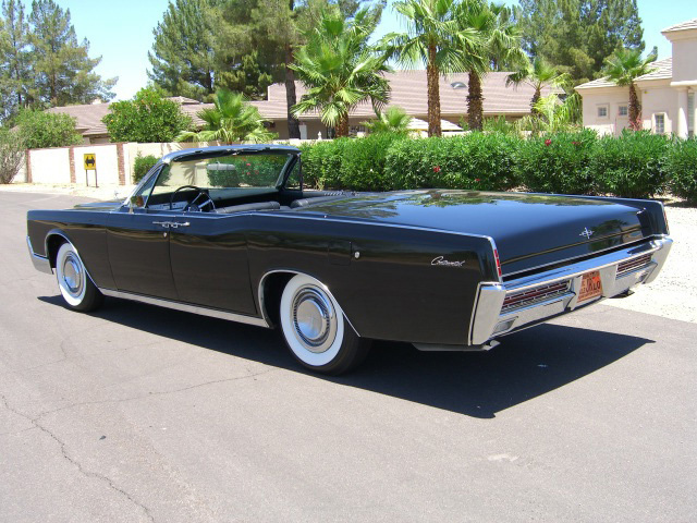 1966 LINCOLN CONTINENTAL 4 DOOR CONVERTIBLE - Rear 3/4 - 161824