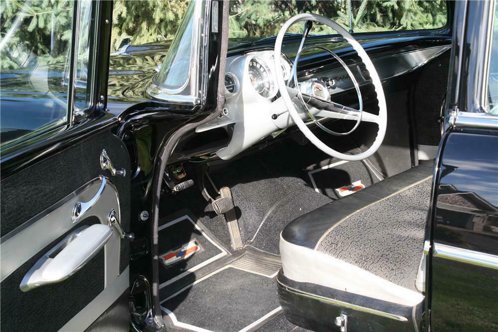 1957 CHEVROLET BEL AIR 4 DOOR SEDAN - Interior - 161852