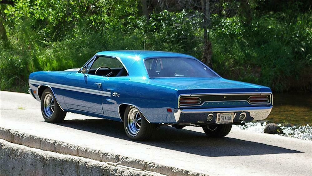 1970 PLYMOUTH GTX 2 DOOR HARDTOP - Rear 3/4 - 161878