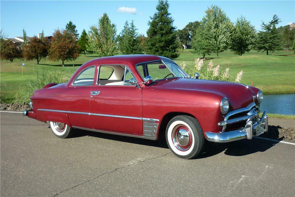 1949 FORD CLUB 2 DOOR COUPE - Front 3/4 - 162011.