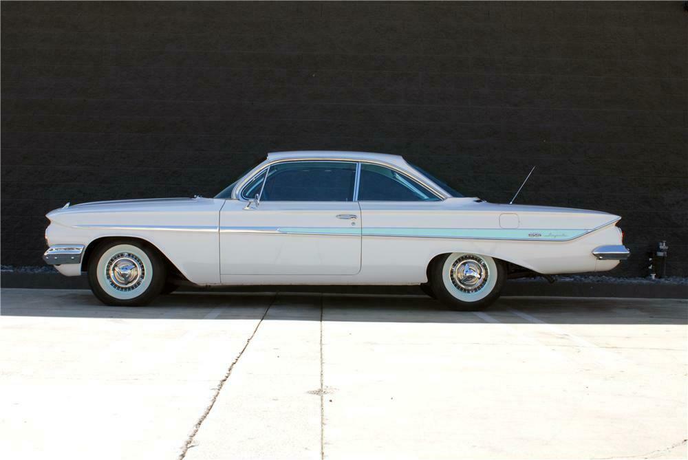 1961 CHEVROLET IMPALA 2 DOOR BUBBLE TOP - Side Profile - 162050