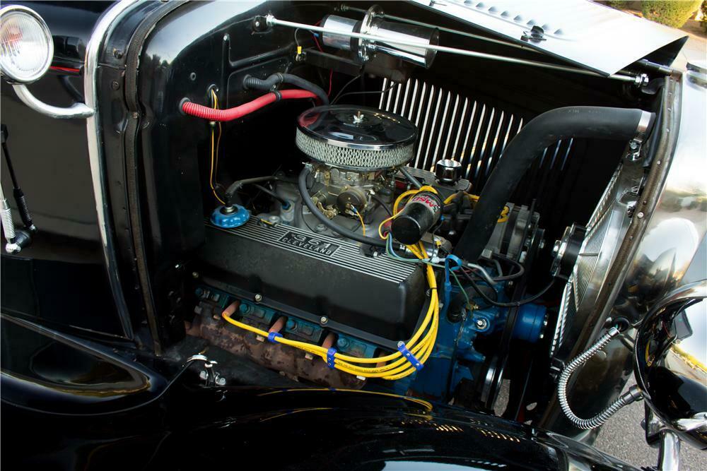 1931 FORD MODEL A CUSTOM 4 DOOR SEDAN - Engine - 162089
