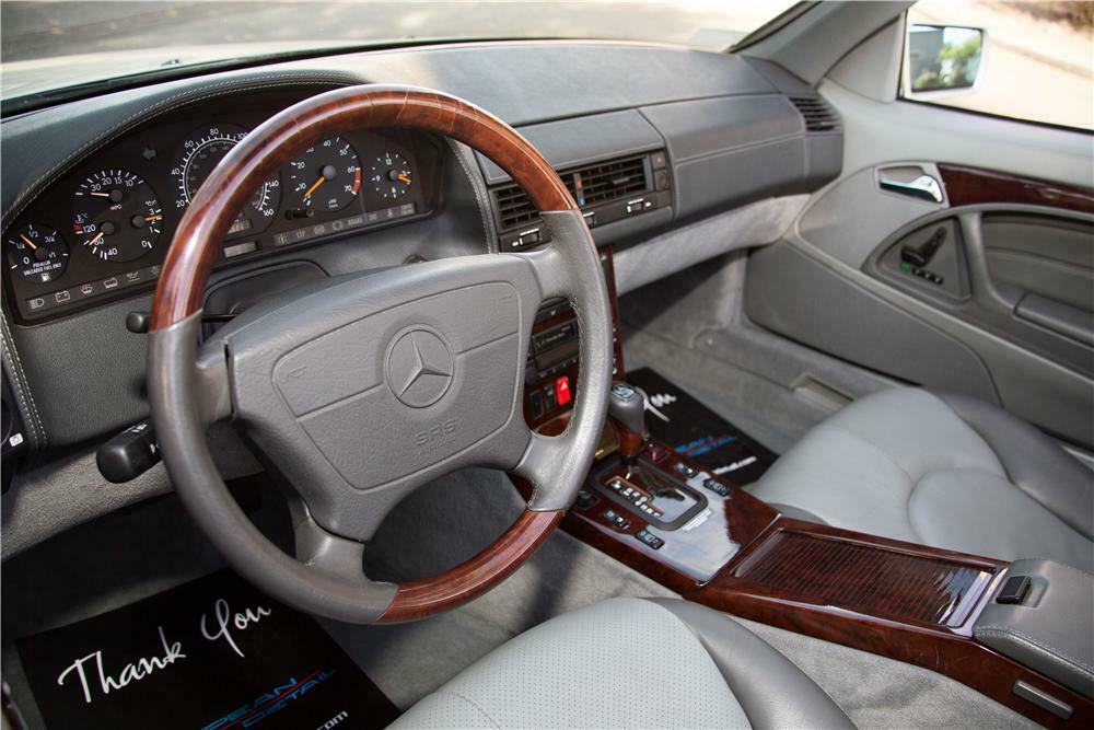 1997 MERCEDES-BENZ SL600 CONVERTIBLE - Interior - 162185