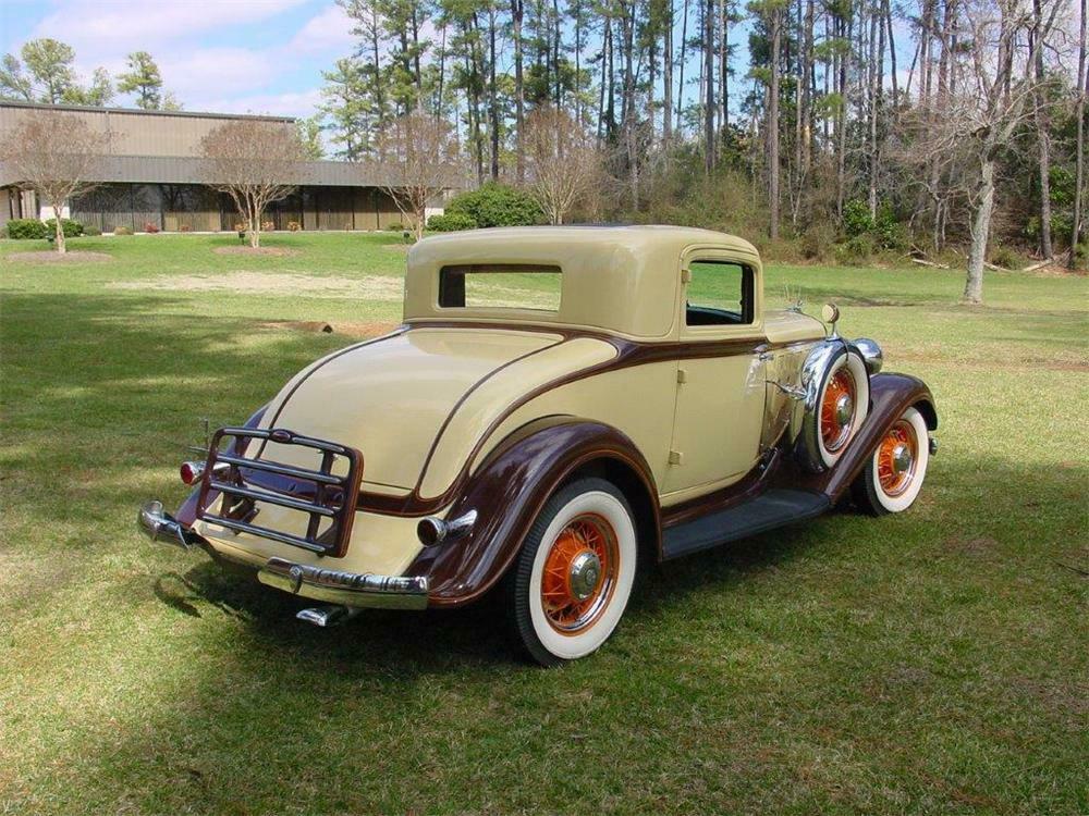 1933 CHRYSLER ROYAL 2 DOOR COUPE - Rear 3/4 - 162230