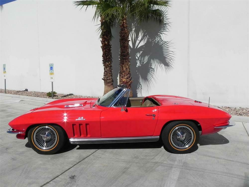1966 CHEVROLET CORVETTE CUSTOM CONVERTIBLE - Side Profile - 162254