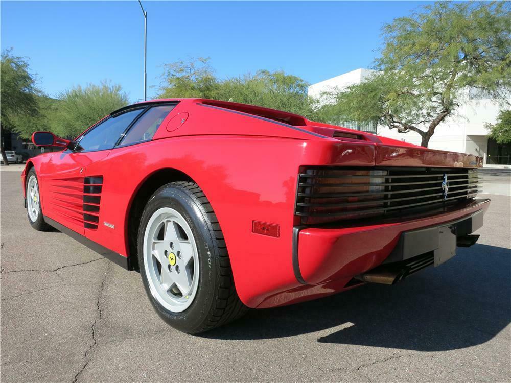 59 Testarossa Rear 1990 FERRARI TESTAROSSA COUPE - Rear 3/4 - 162305