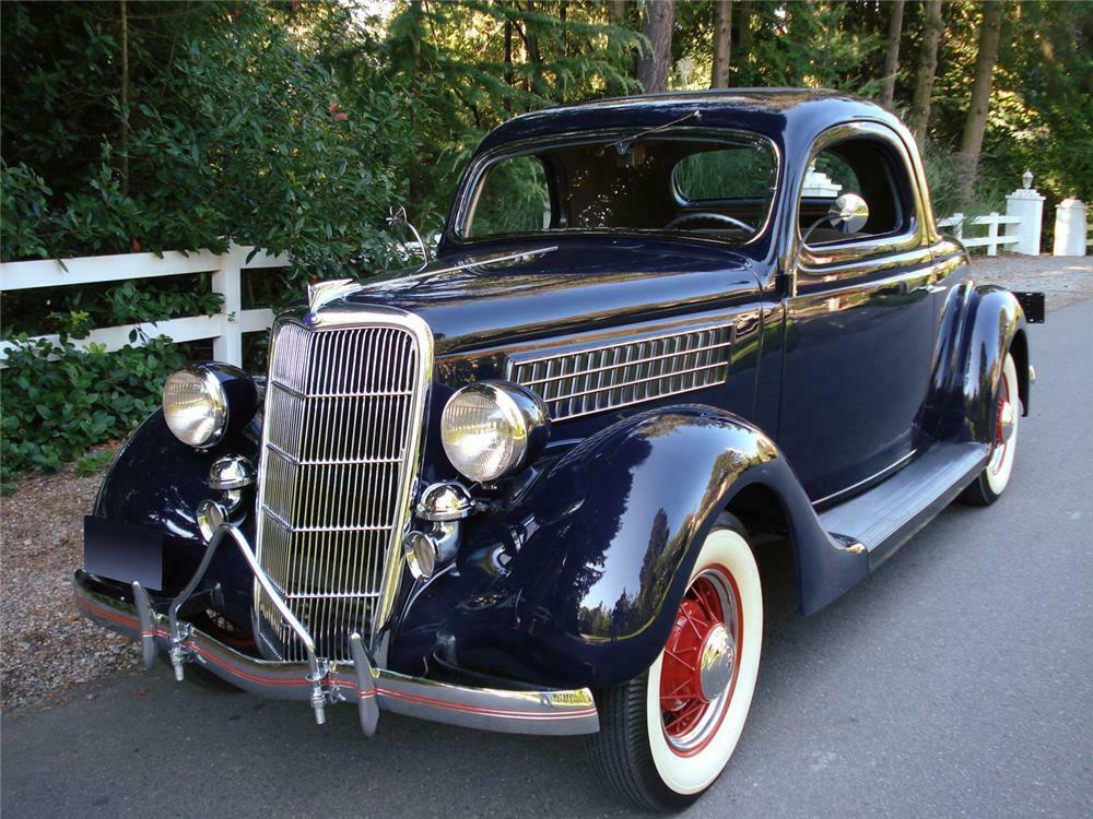1935 FORD 3 WINDOW COUPE - Front 3/4 - 162339