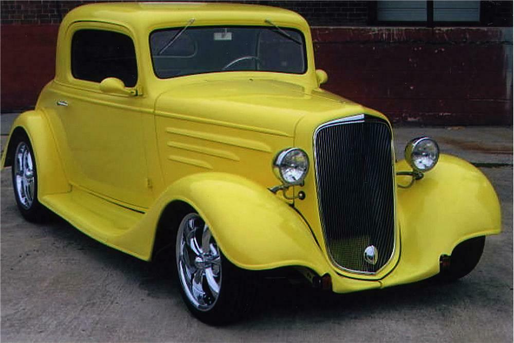 1935 CHEVROLET 3 WINDOW CUSTOM COUPE - Front 3/4 - 162356