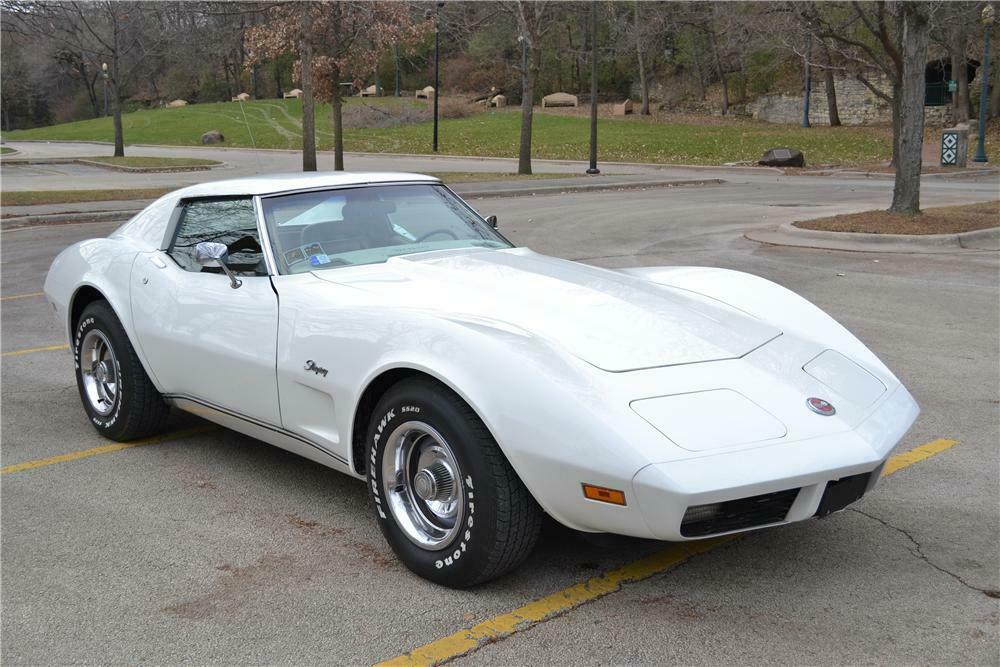 Chevrolet Corvette Р±РµР»С‹Р№