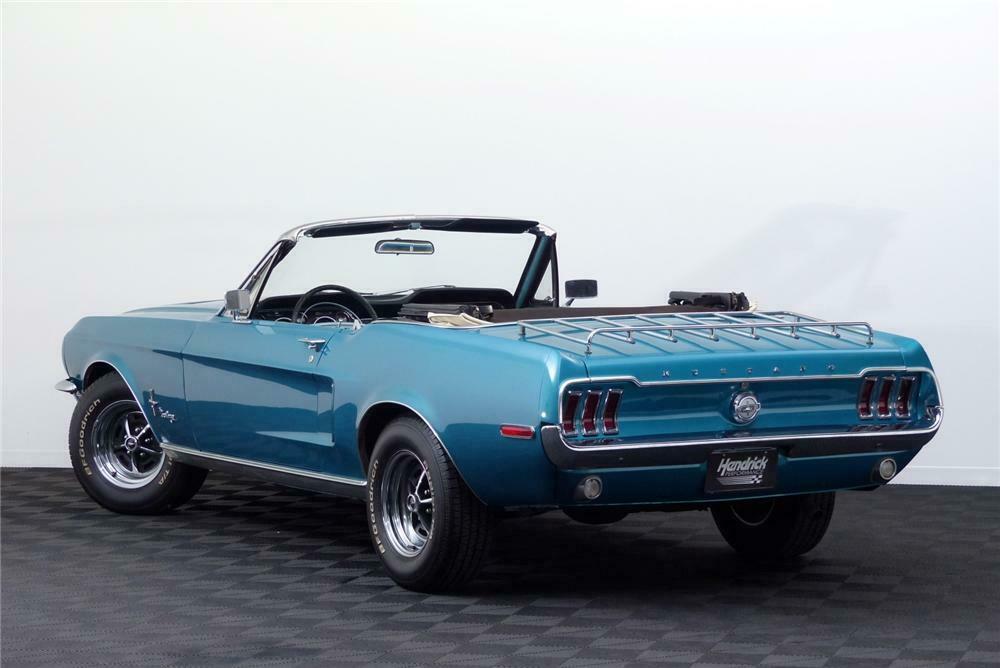 1968 FORD MUSTANG CONVERTIBLE - Rear 3/4 - 170051