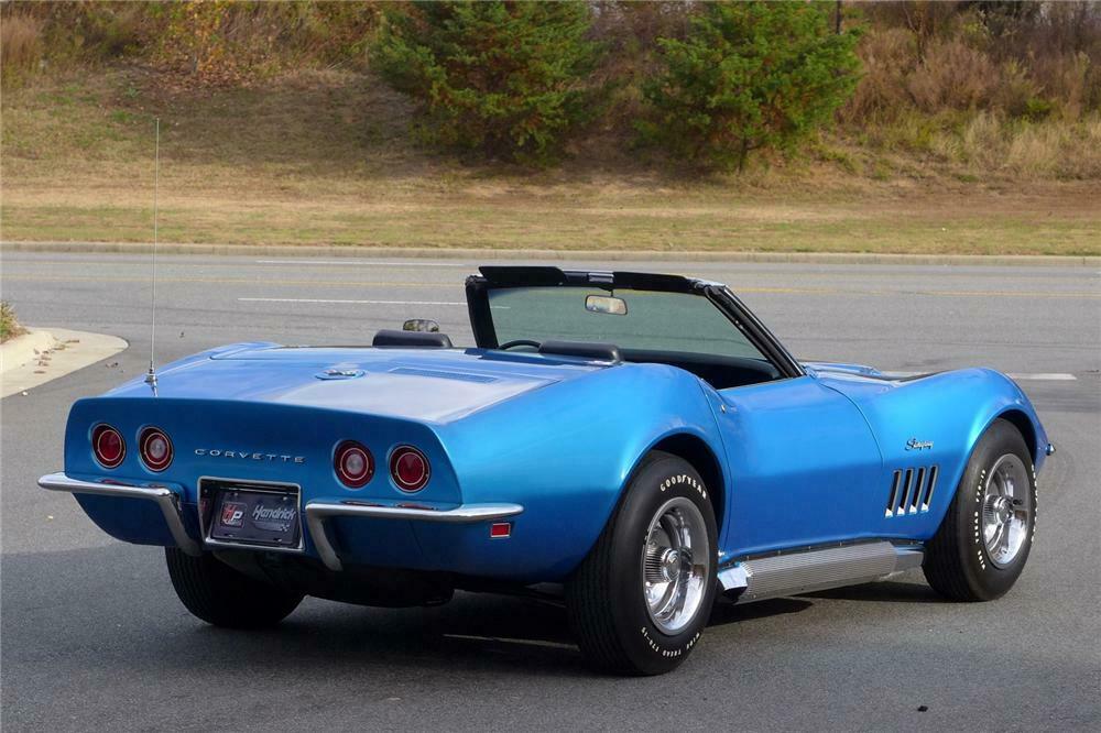 1969 CHEVROLET CORVETTE CONVERTIBLE - Rear 3/4 - 170061