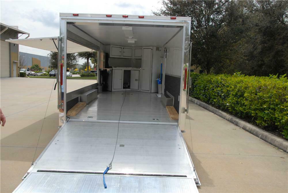 2009 CUSTOM CAR TRAILER - Engine - 170173