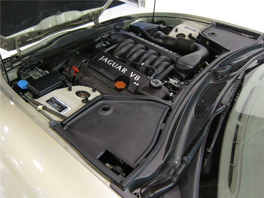1999 JAGUAR XK8 CONVERTIBLE - Engine - 170449