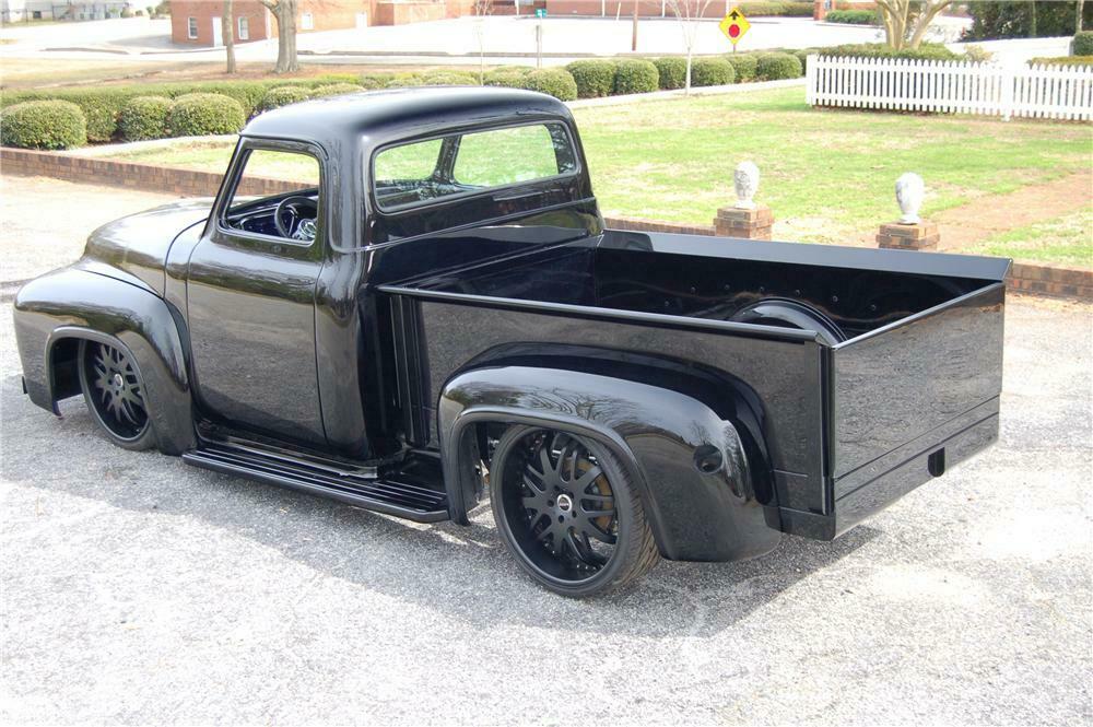 1955 FORD F-100 CUSTOM PICKUP - Rear 3/4 - 170622
