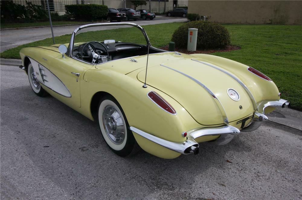 1958 CHEVROLET CORVETTE CONVERTIBLE - Rear 3/4 - 170631