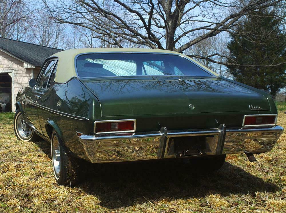 1972 CHEVROLET NOVA 2 DOOR HARDTOP - Rear 3/4 - 170868