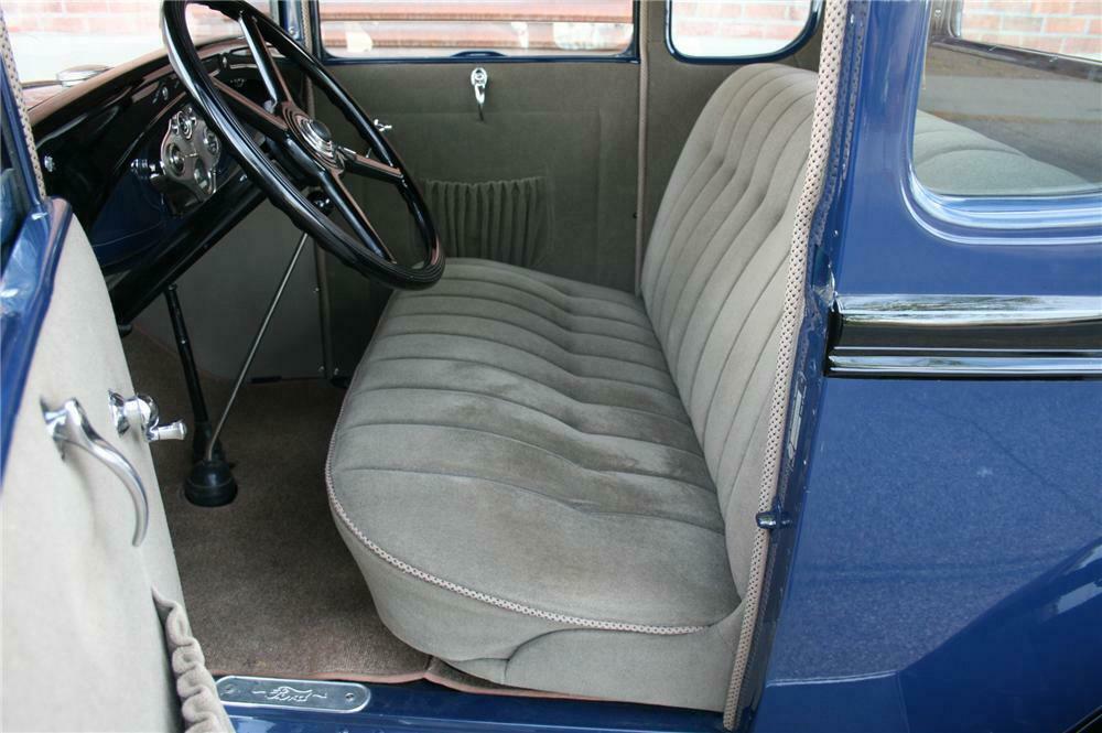 1930 FORD MODEL A COUPE - Interior - 174476