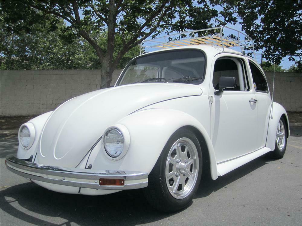 1969 VOLKSWAGEN BEETLE CUSTOM 2 DOOR SEDAN - Front 3/4 - 174504