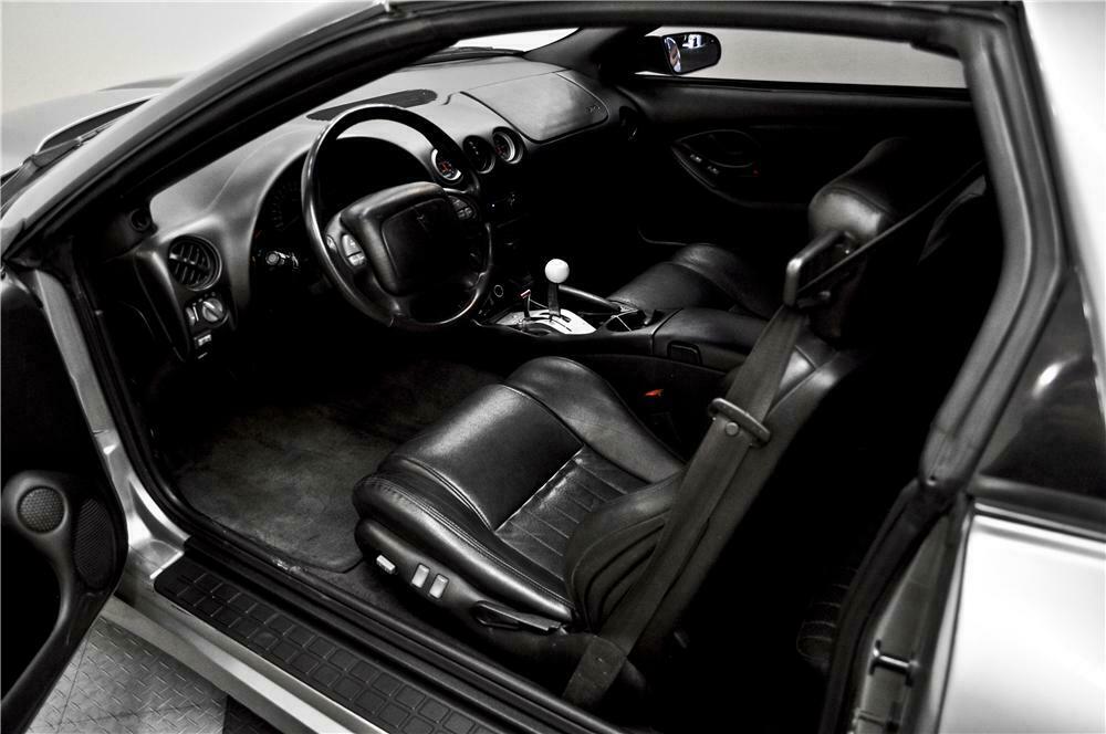 2002 PONTIAC FIREBIRD TRANS AM WS-6 2 DOOR COUPE - Interior - 174571
