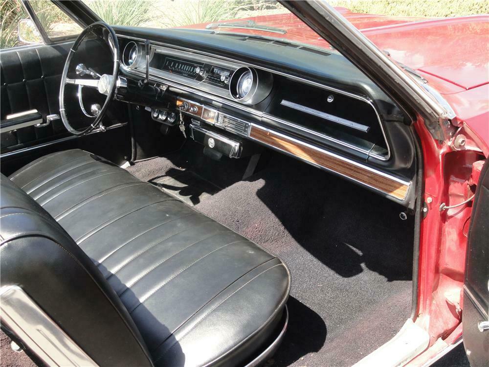 1965 CHEVROLET IMPALA CONVERTIBLE - Interior - 174576