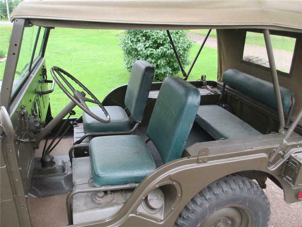 1952 WILLYS JEEP  - Interior - 174617