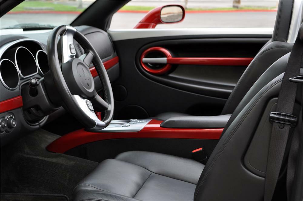 2004 CHEVROLET SSR LIMITED EDITION NOSTALGIA PICKUP - Interior - 175169