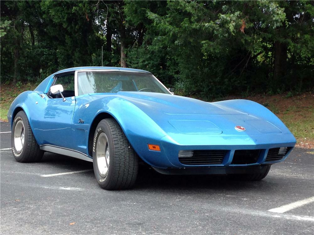 1974 CHEVROLET CORVETTE 2 DOOR COUPE - Front 3/4 - 176928