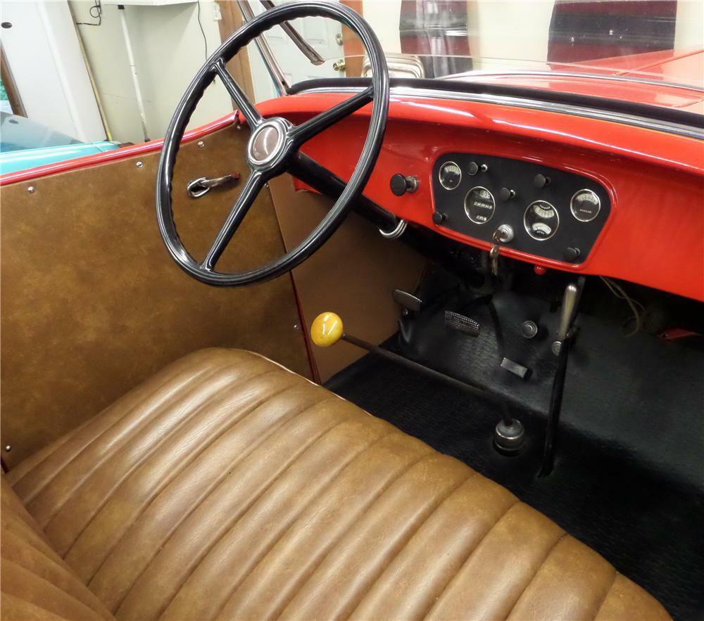 1932 CHEVROLET CONFEDERATE SPORTS ROADSTER - Interior - 177153