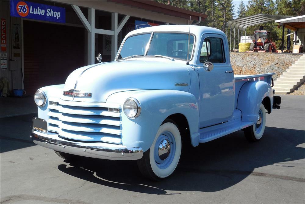 1952 CHEVROLET PICKUP - Front 3/4 - 177173