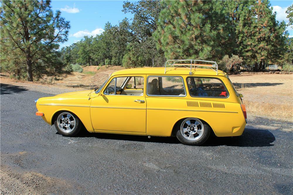 1971 VOLKSWAGEN SQUAREBACK CUSTOM STATION WAGON - Side Profile - 177371