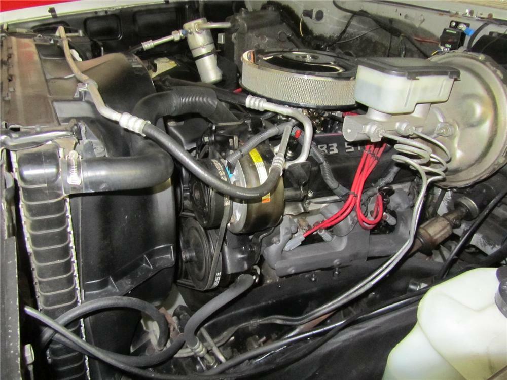 1984 GMC SIERRA 1500 CUSTOM 4X4 PICKUP - Engine - 177419