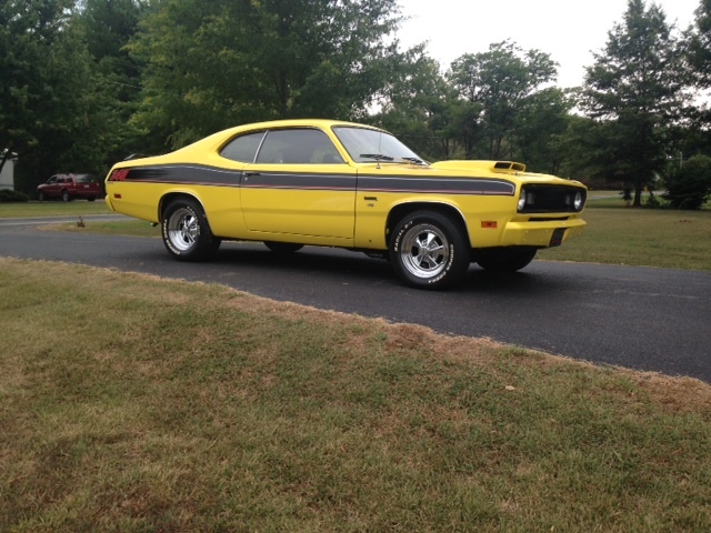 1970 PLYMOUTH DUSTER CUSTOM 2 DOOR COUPE - Side Profile - 177467