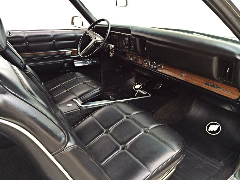 1969 BUICK RIVIERA GS 2 DOOR HARDTOP - Interior - 177538
