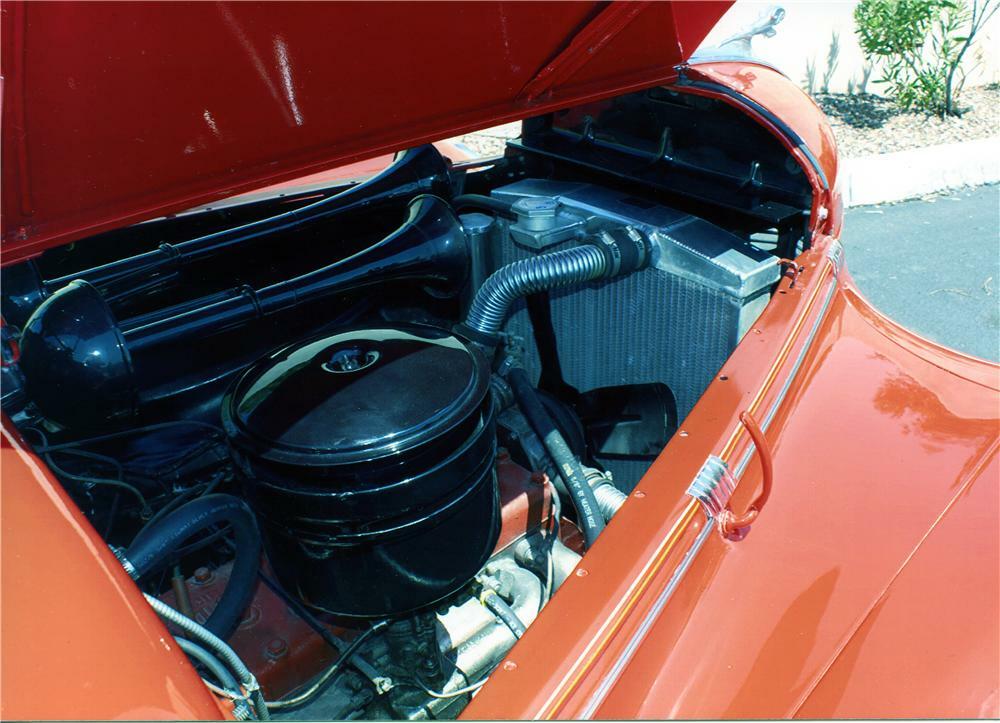 1940 DODGE CUSTOM 2 DOOR COUPE - Engine - 177544