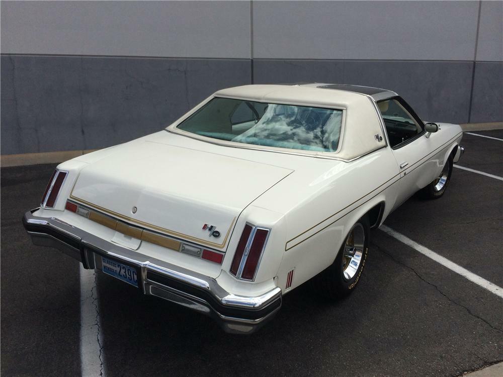 1975 OLDSMOBILE CUTLASS 442 2 DOOR COUPE - Rear 3/4 - 177665