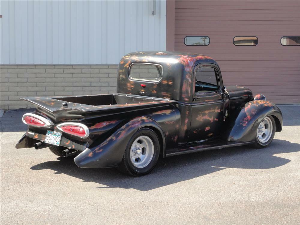 1940 CHEVROLET CUSTOM PICKUP - Rear 3/4 - 178041