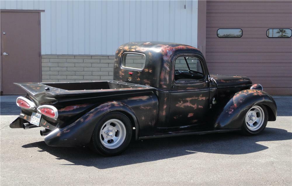 1940 CHEVROLET CUSTOM PICKUP - Side Profile - 178041