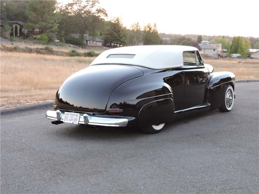 1941 FORD SUPER DELUXE CUSTOM CONVERTIBLE - Rear 3/4 - 178109