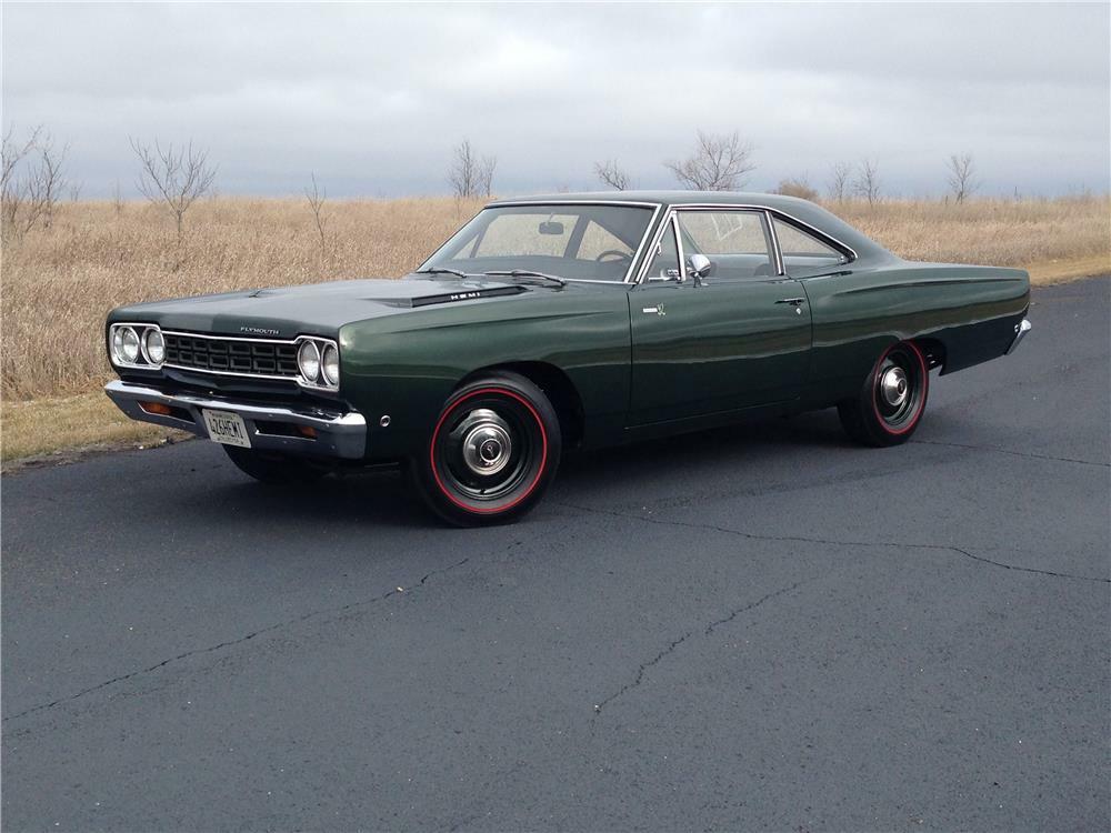 1968 PLYMOUTH HEMI ROAD RUNNER - Front 3/4 - 179902