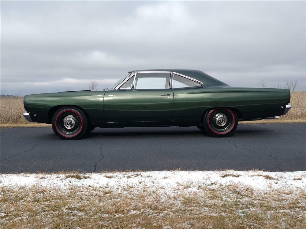 1968 PLYMOUTH HEMI ROAD RUNNER - Side Profile - 179902