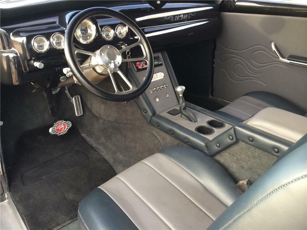 1950 MERCURY CUSTOM COUPE - Interior - 180017