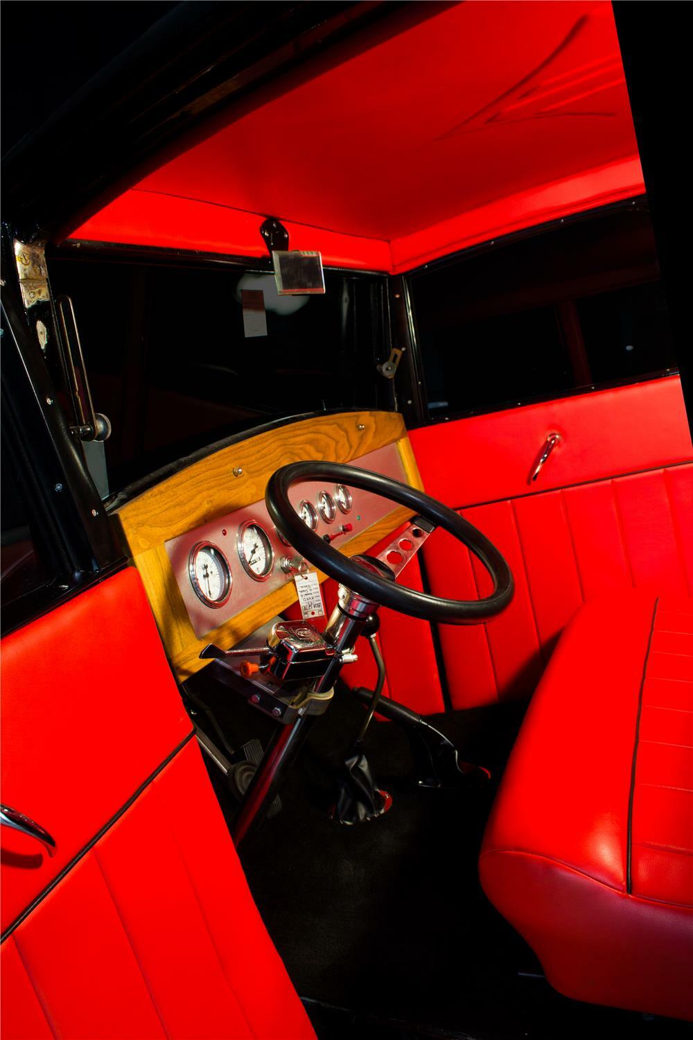 1931 FORD MODEL A CUSTOM 4 DOOR SEDAN - Interior - 180030