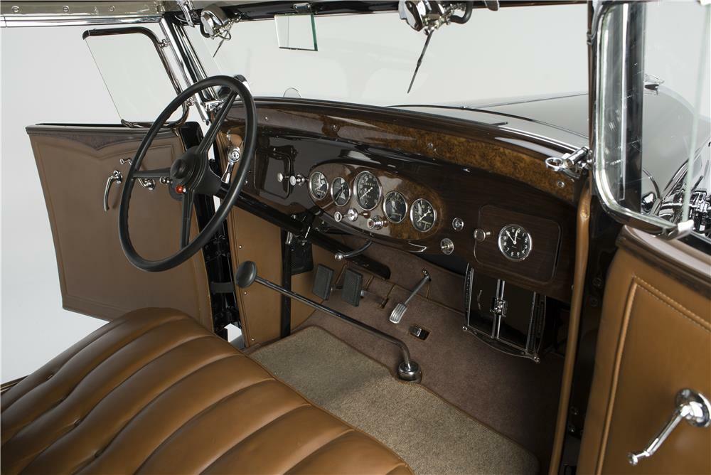 1932 PACKARD 900 ROADSTER - Interior - 180286