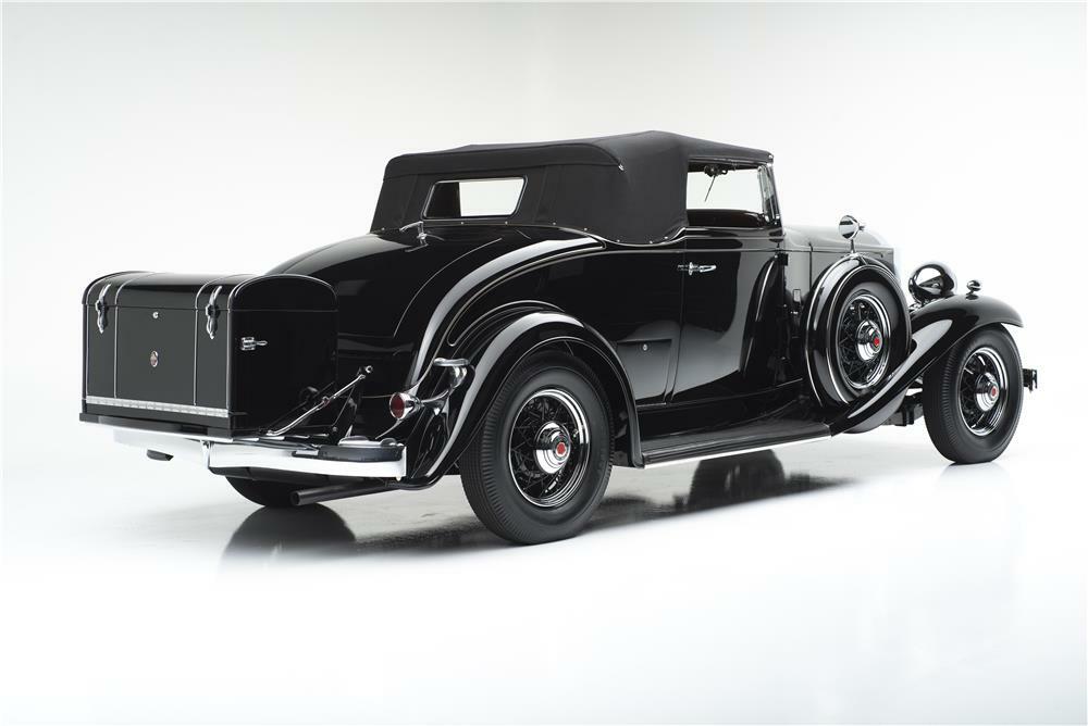 1932 PACKARD 900 ROADSTER - Rear 3/4 - 180286